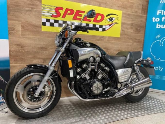 2025 Yamaha Vmax 1200