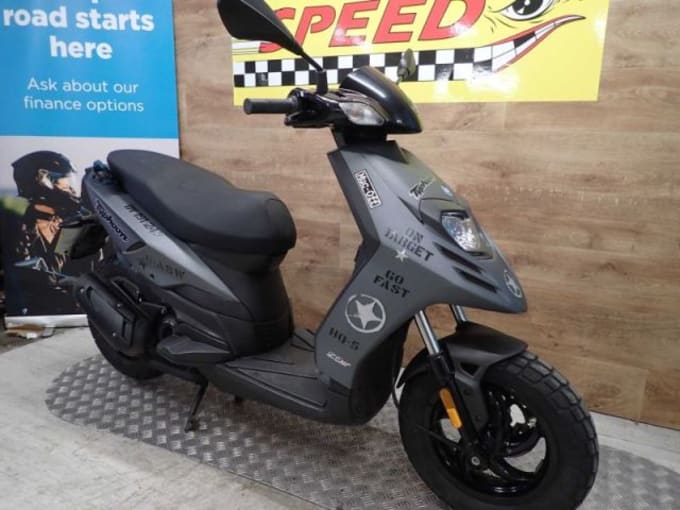 2025 Piaggio Typhoon 50 My10