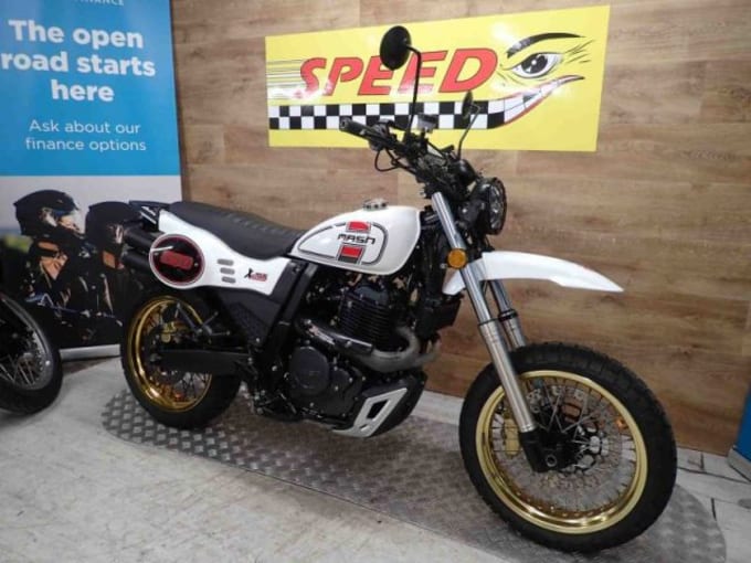 2025 Mash X-ride 650 Classic