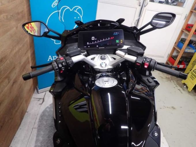 2025 BMW K 1600 Gt Se