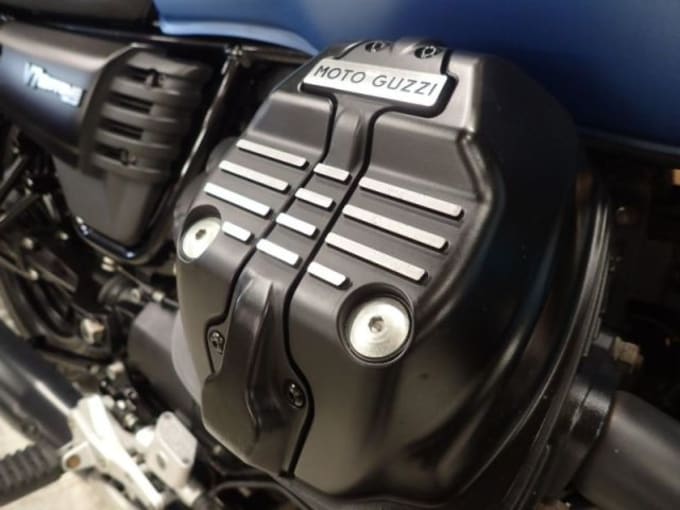 2025 Moto Guzzi V7 Iii Stone