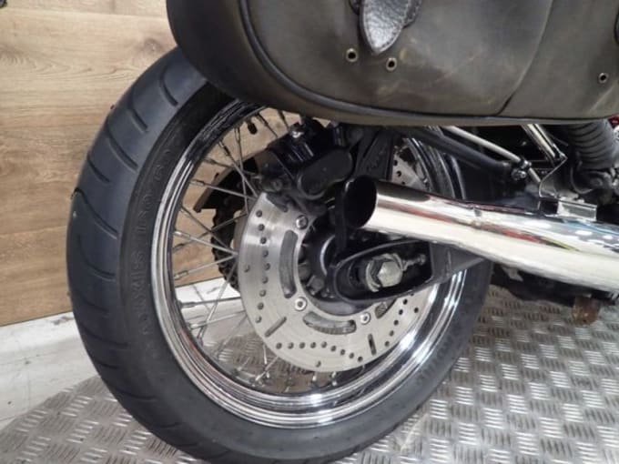 2025 Triumph Legend Tt