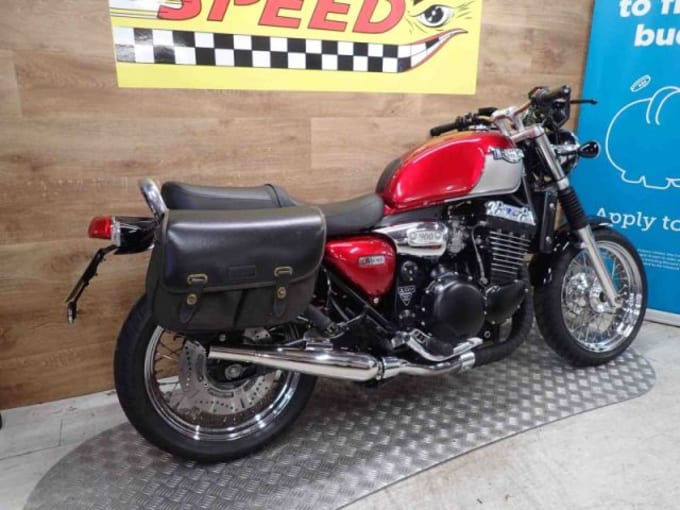 2025 Triumph Legend Tt