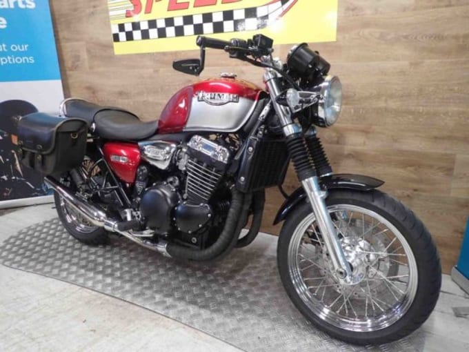 2025 Triumph Legend Tt