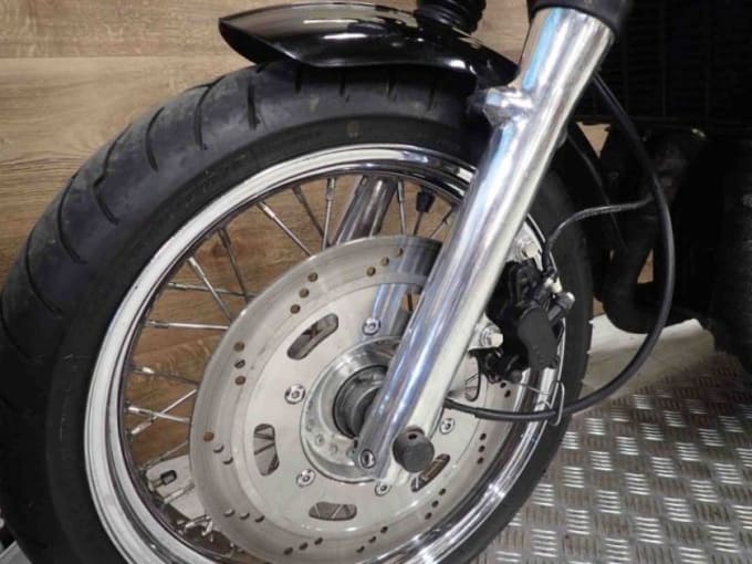 2025 Triumph Legend Tt