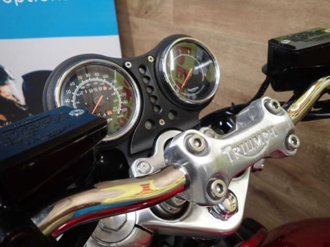 2025 Triumph Legend Tt
