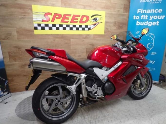 2025 Honda Vfr 800 A-8