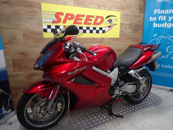 2025 Honda Vfr 800 A-8