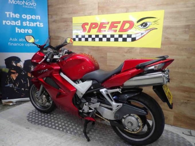 2025 Honda Vfr 800 A-8