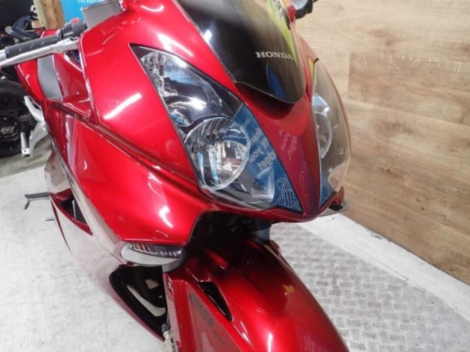 2025 Honda Vfr 800 A-8