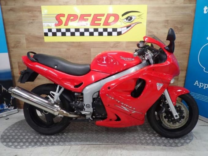 2025 Triumph Sprint St