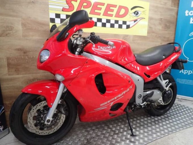 2025 Triumph Sprint St