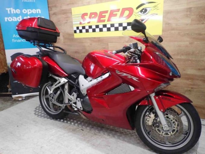 2025 Honda Vfr 800 A-6