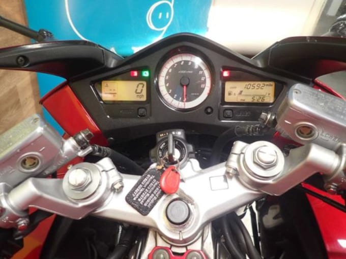 2025 Honda Vfr 800 A-6