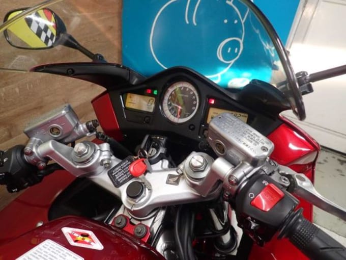 2025 Honda Vfr 800 A-6