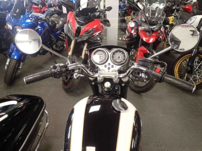 2025 Triumph Bonneville T 100 (865)