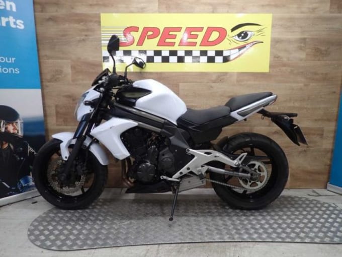 2025 Kawasaki Er 650 Ecf