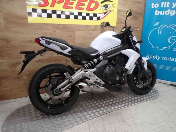 2025 Kawasaki Er 650 Ecf