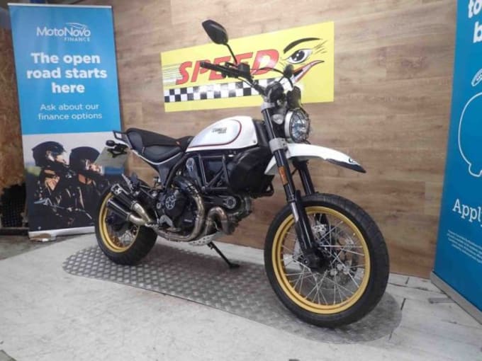 2025 Ducati Scrambler Desert Sled