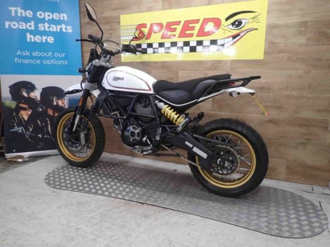 2025 Ducati Scrambler Desert Sled