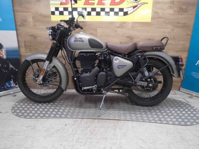 2025 Royal Enfield Classic 350 E5