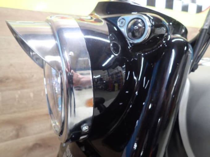 2025 Royal Enfield Classic 350 E5