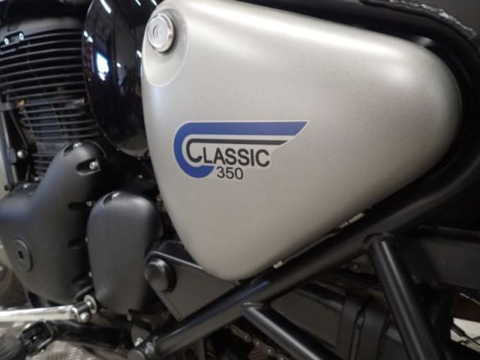 2025 Royal Enfield Classic 350 E5