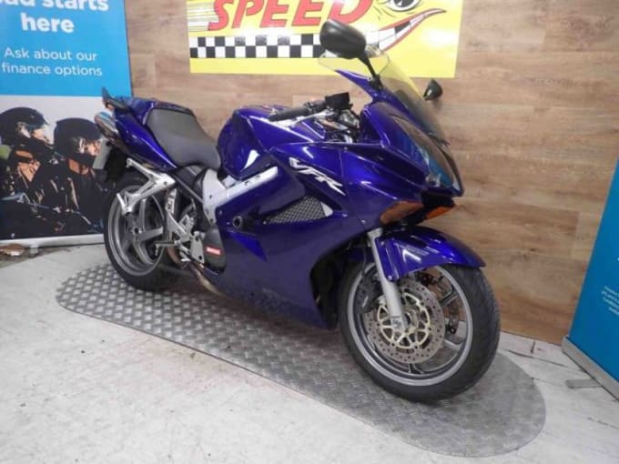 2025 Honda Vfr 800-4