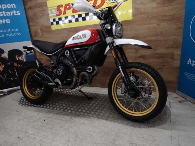 2025 Ducati Scrambler Desert Sled