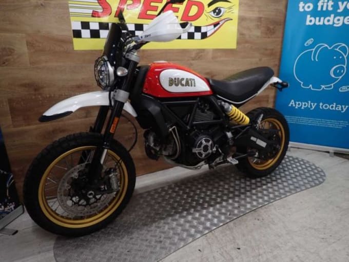 2025 Ducati Scrambler Desert Sled