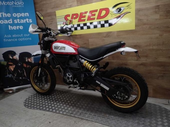 2025 Ducati Scrambler Desert Sled