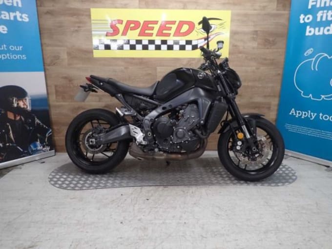 2025 Yamaha Mt-09 (mtn890)