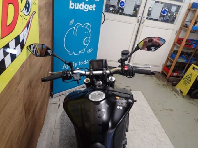 2025 Yamaha Mt-09 (mtn890)