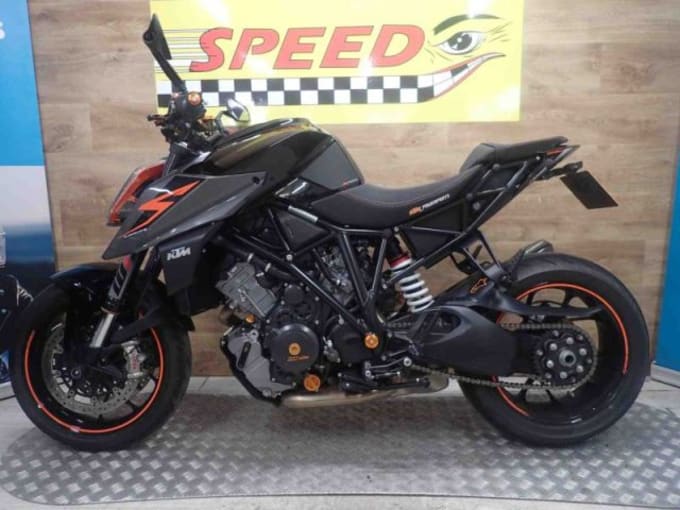 2025 Ktm 1290 Superduke R 18