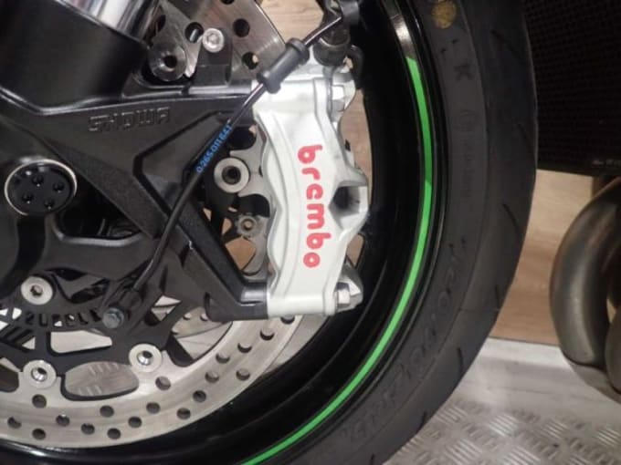 2025 Kawasaki Zr 1000 Rpfnn