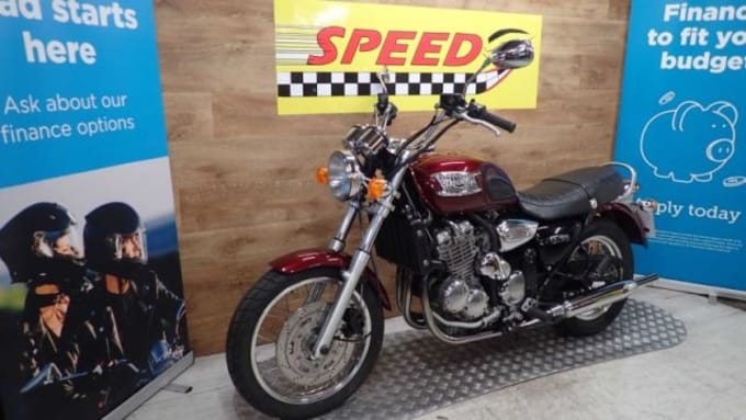 2025 Triumph Thunderbird Sport