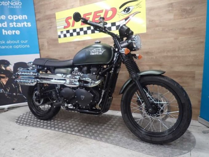2025 Triumph Bonneville Scrambler