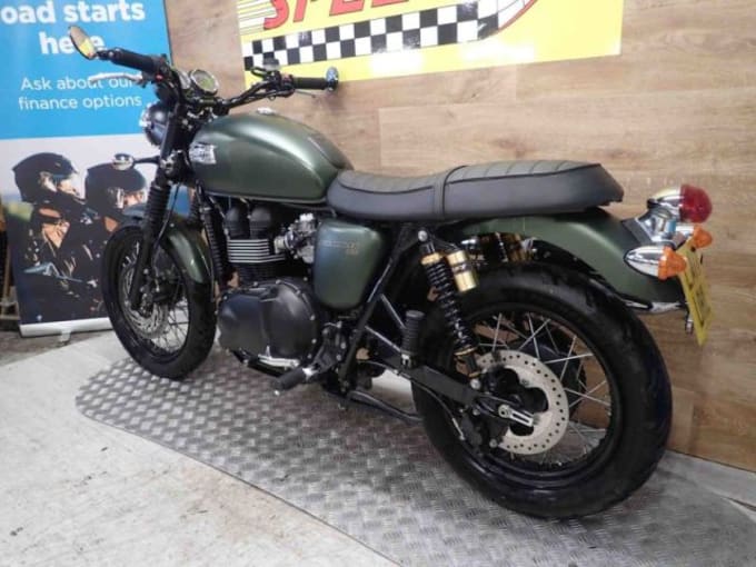 2025 Triumph Bonneville Scrambler