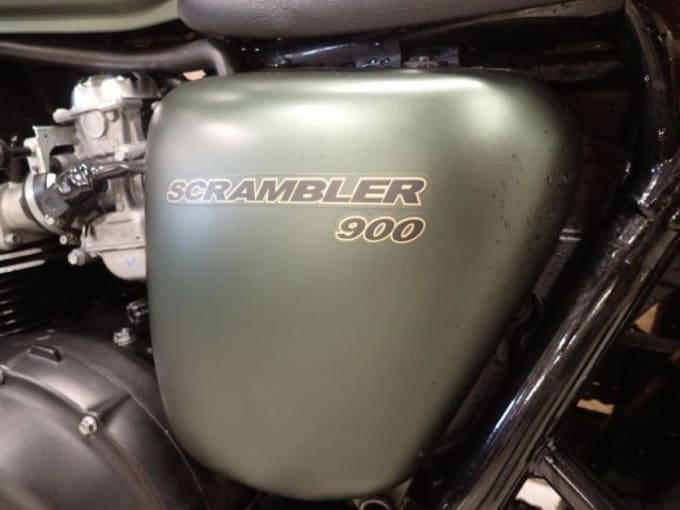2025 Triumph Bonneville Scrambler