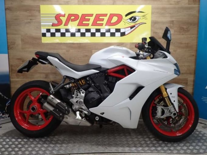 2025 Ducati Supersport S