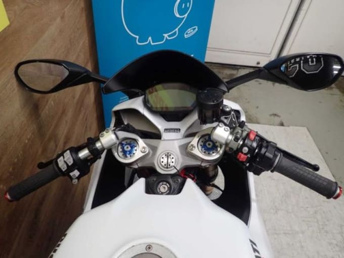 2025 Ducati Supersport S