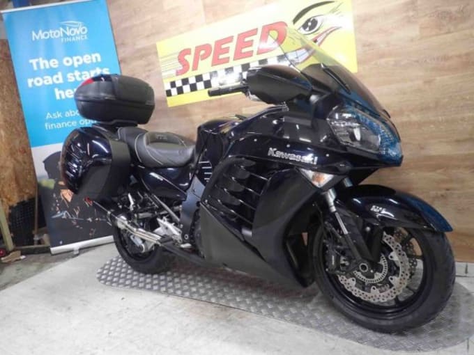 2025 Kawasaki Zzr 1400