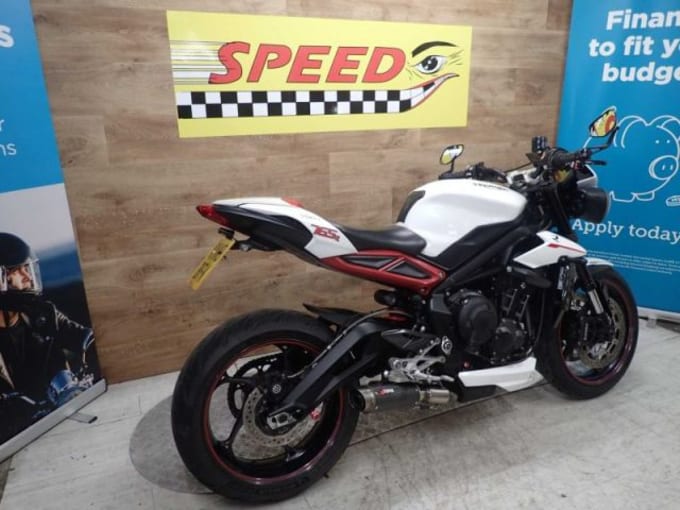 2025 Triumph Street Triple R