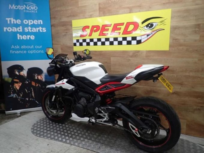 2025 Triumph Street Triple R