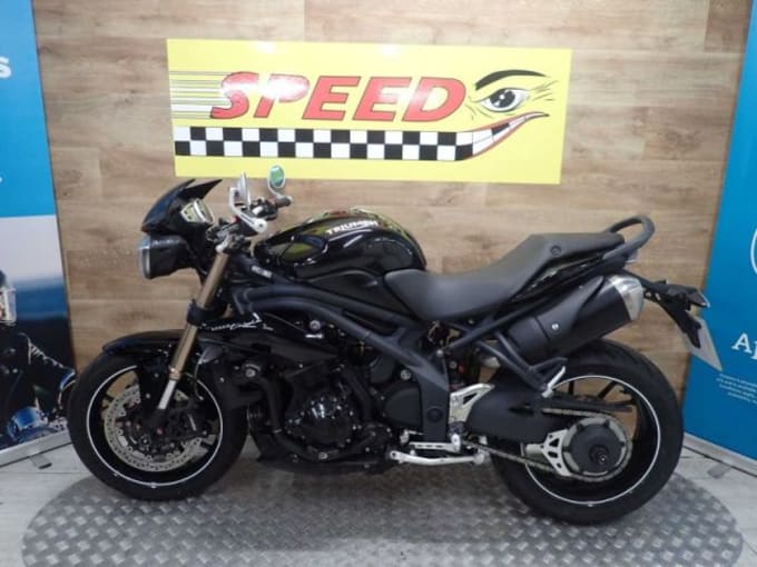 2025 Triumph Speed Triple 94