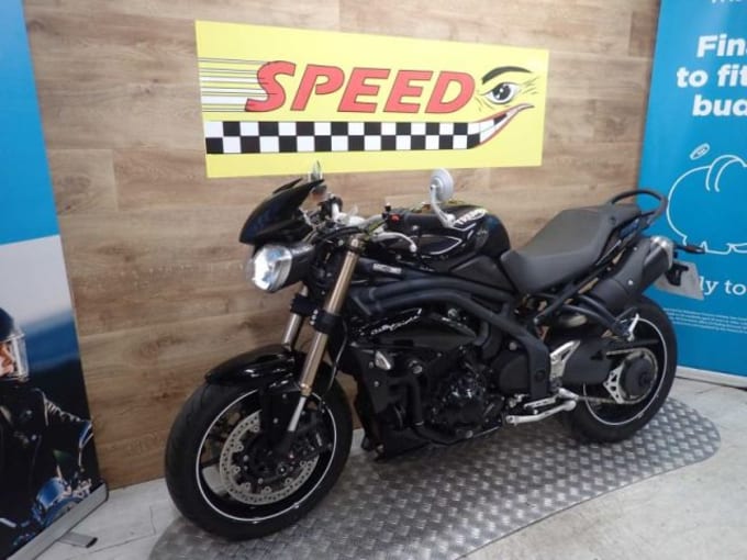 2025 Triumph Speed Triple 94