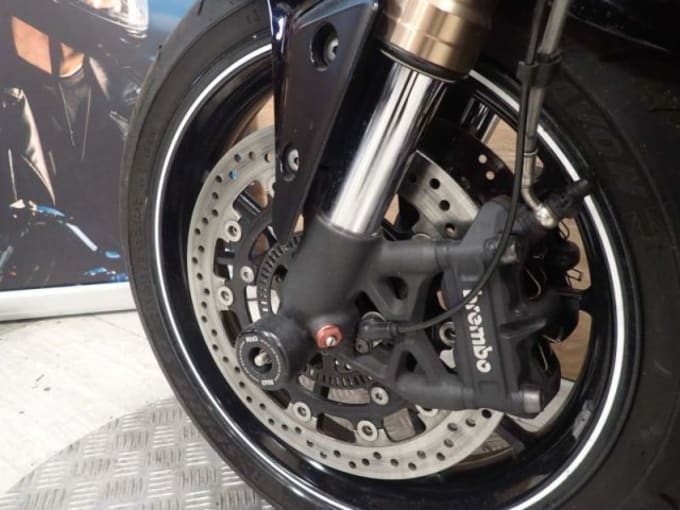 2025 Triumph Speed Triple 94
