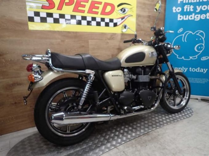 2025 Triumph Bonneville 865