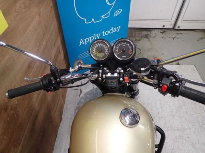 2025 Triumph Bonneville 865