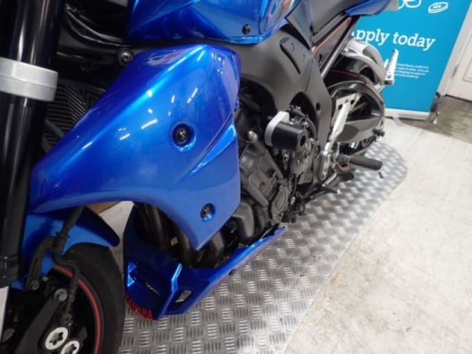 2025 Yamaha Fz1 N